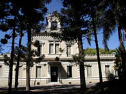 Fachada principal del Museo Nacional de Antropología