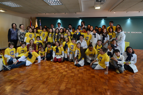 Foto grupal de todos los ganadores